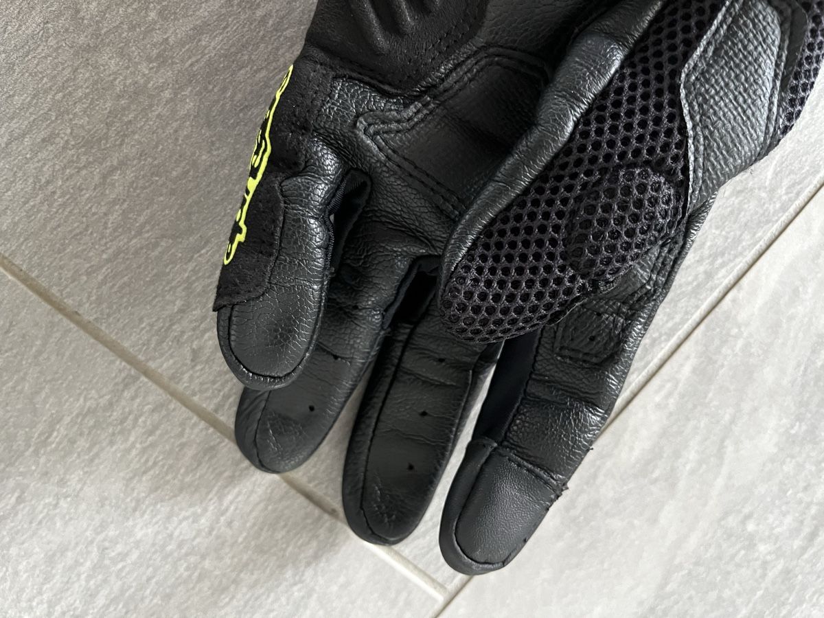 Alpinestars Autres accessoires hommes: Alpinestars V2 Motorradhandschuhe Gr.M – D'occasion à Wolfisberg par sam92 1