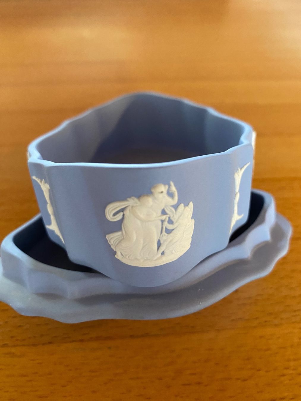 Set di piatti: Wedgwood Dose Jasperblau – Usato da Salenstein venduto da animay 5