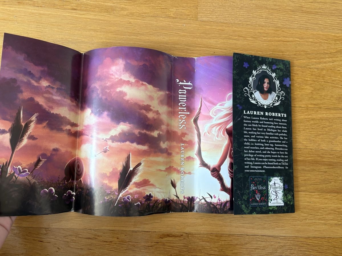 Bücher: Lauren Roberts - Powerless Hardcover ENGLISCH – Neu (gemäss Beschreibung) aus Basel von mon_7pfq 8