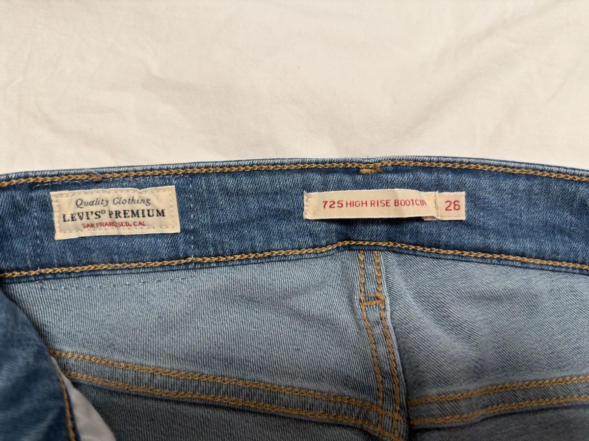 Levi's Jeans: Levi's – Nuovo (secondo la descrizione) da Altdorf UR venduto da jen_c55l 3