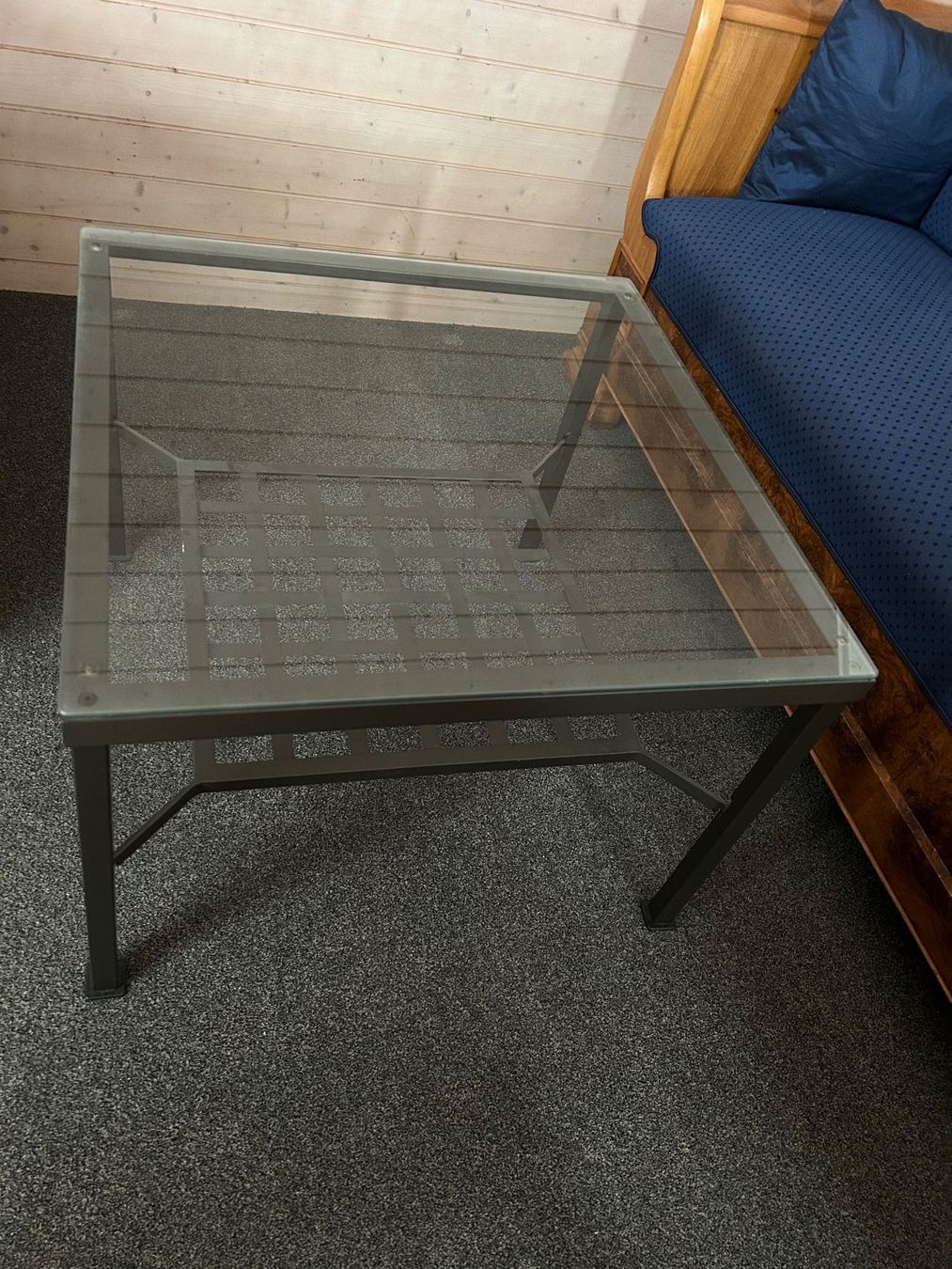 Ikea Tische: Salon-Glastisch – Gebraucht aus Küttigen von Pavian60 1