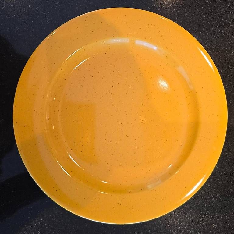 Set di piatti: mehrteiliges Geschirrset, 8 Sets – Usato da Pfeffingen venduto da rov_9frp