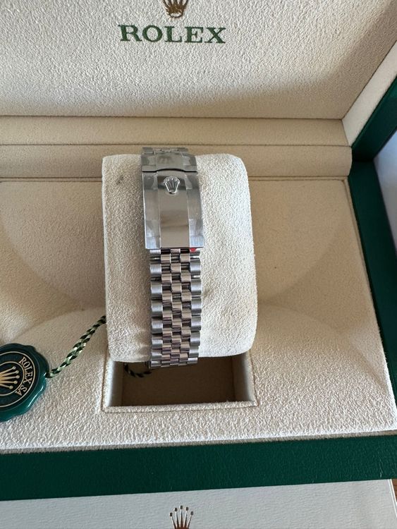 Rolex Orologi: Rolex Datejust 41 126334-0018 – Nuovo e nell'imballaggio originale da Zürich venduto da ber_q7wl 3