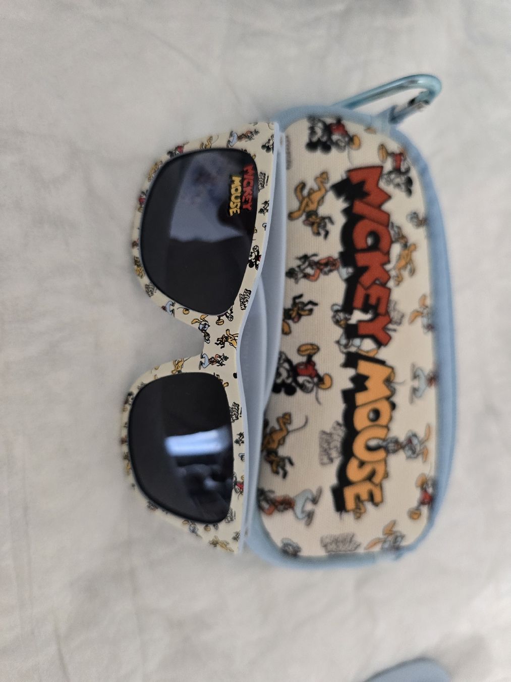 Occhiali & Lenti: Baby sonnenbrille – Usato da Luzern venduto da Joaomassano 1