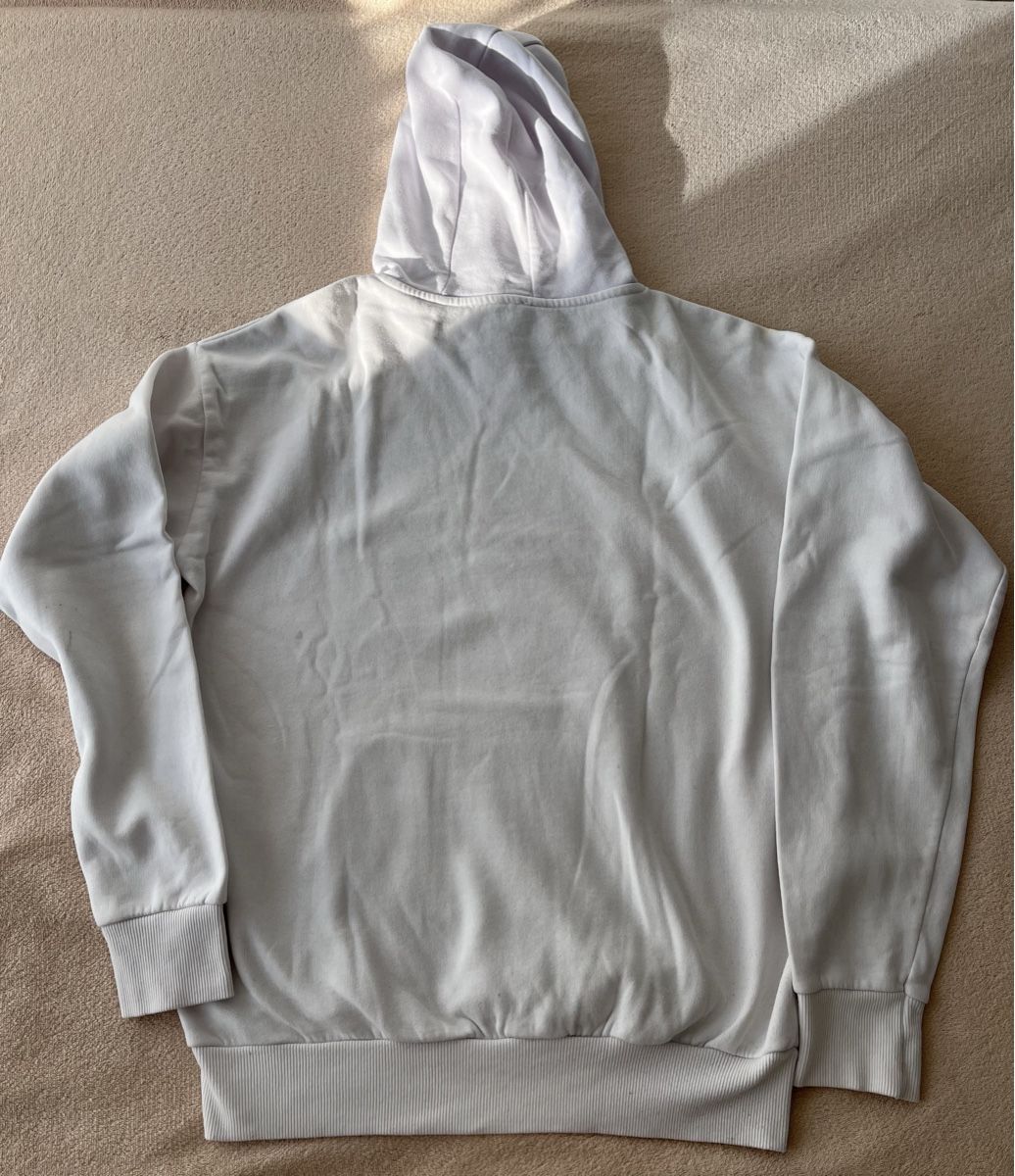 Primark Pullover & Sweatshirts: Weißer Hoodie von Primark, Größe M – Gebraucht aus Balerna von lillisfashion 1