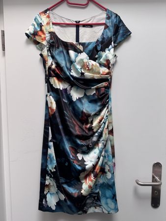 Abendkleid Vera Mont NP über CHF 400.00 Gr. 36