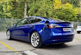 TESLA MODEL 3 AWD Reber Umbau Koni Aktivfahrwerk & Meyle HD