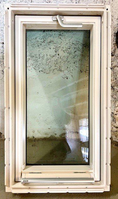Finestre: Occasion Dachfenster – Usato da Riedtwil venduto da wiederverwendung
