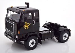 Volvo F88 LKW Zugmaschine 1965-1977 "John Player Special F1