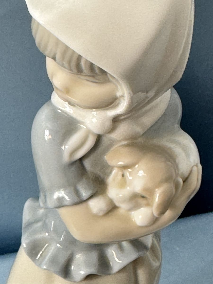 Lladro Statuette: Nao Lladro Mädchen mit Hund 20 cm    PO 017  HS – Usato da Grenchen venduto da swiss.antiques 3