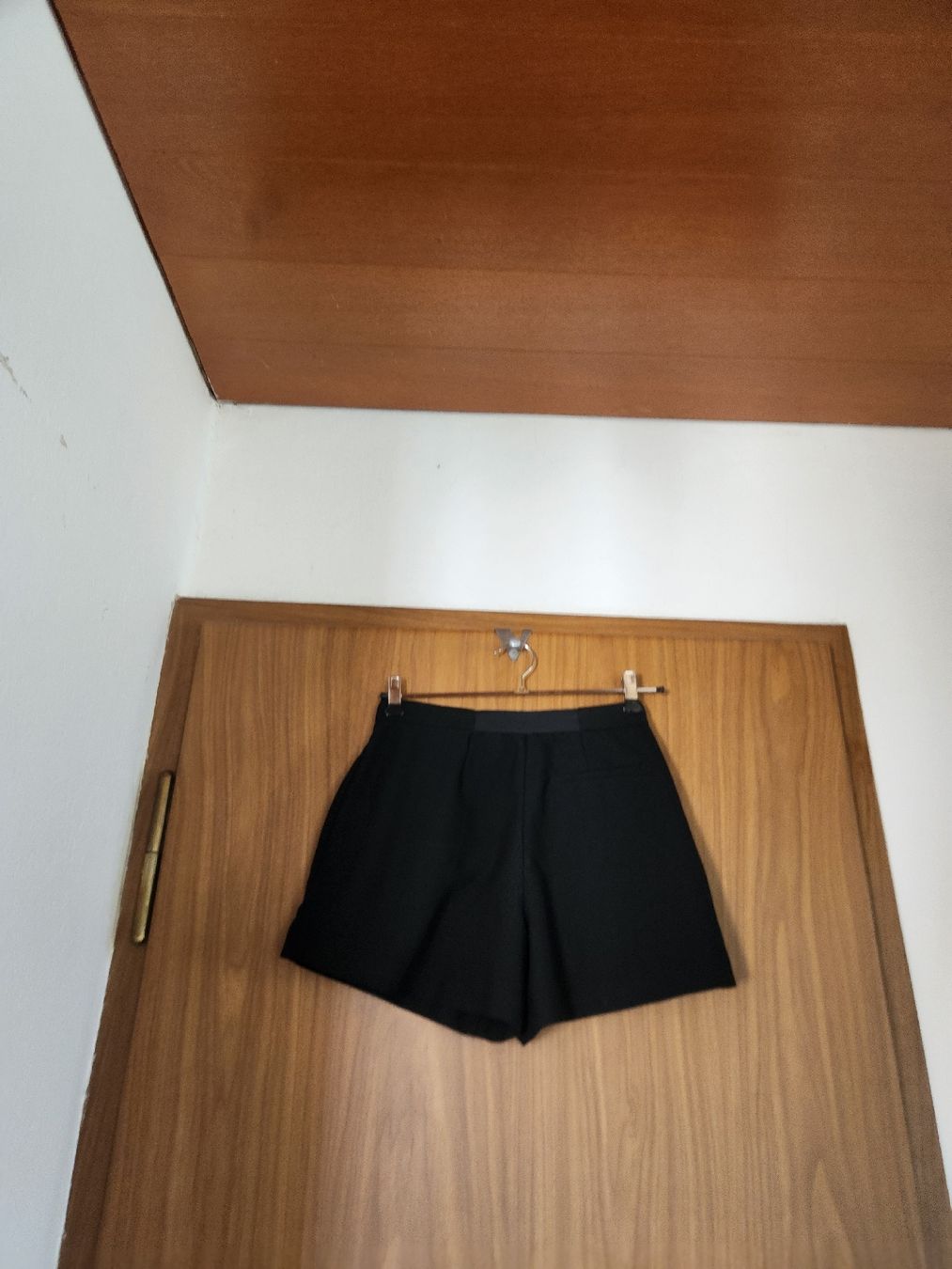 Maje Hosen: Short Maje noir taille 34  – Gebraucht aus Niedergösgen von Eva2410 1