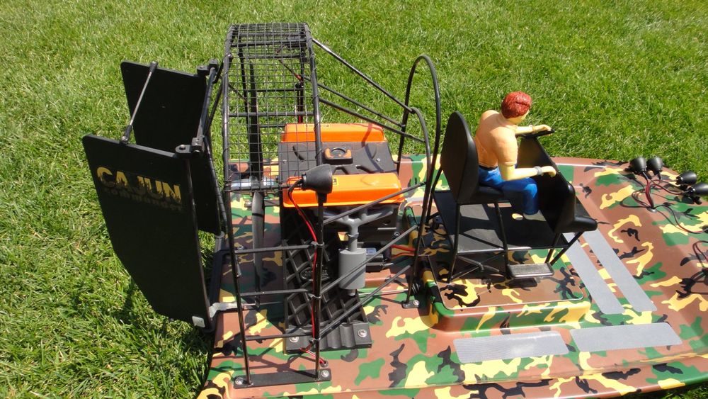 CAJUN COMMANDER AIRBOAT Kaufen auf Ricardo