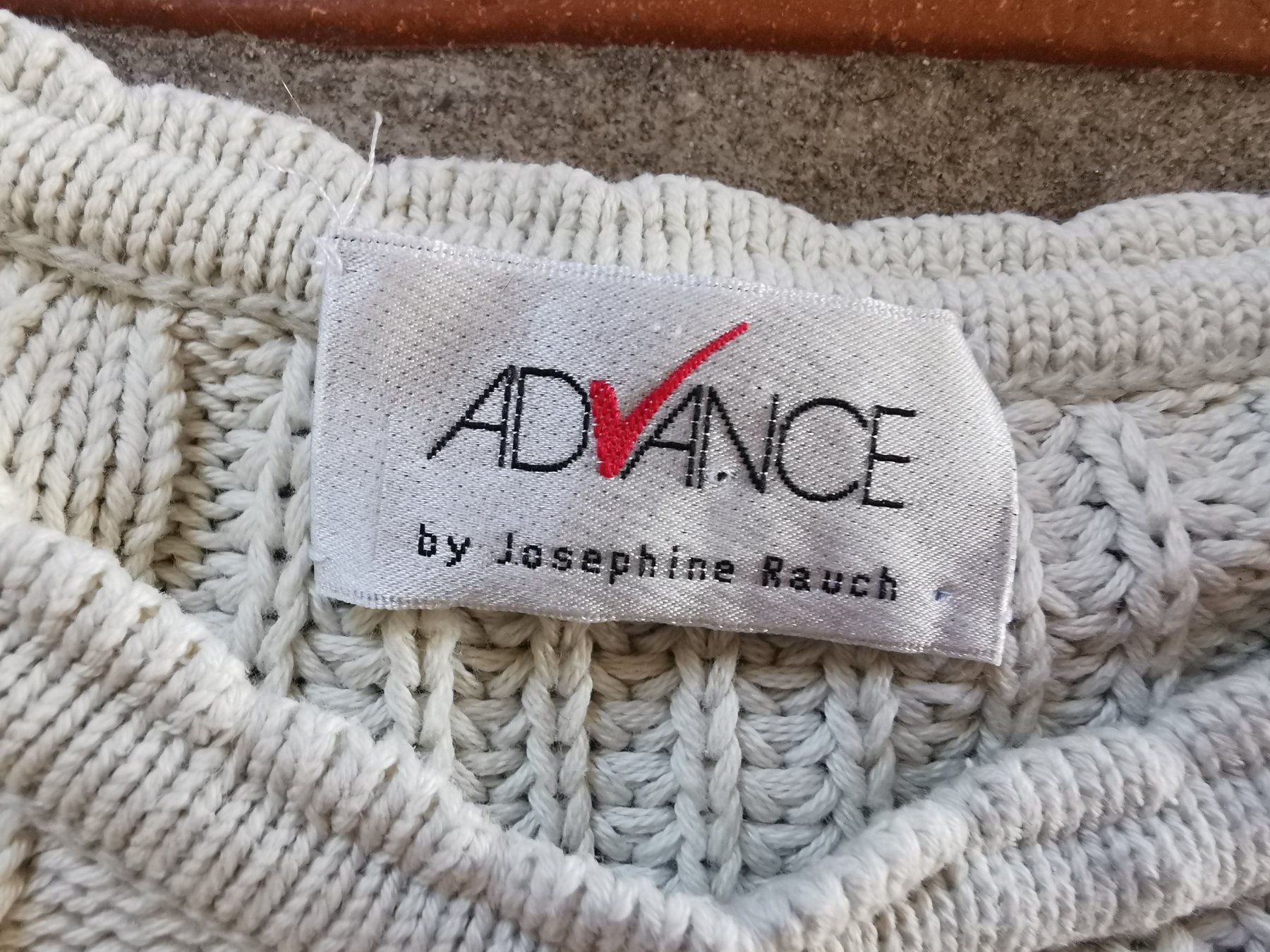 Maglioni & Felpe: Advance by Josephine Rauch; beige Grobstrick-Pullover Gr. 36 – Usato da Boniswil venduto da Totomat-Lady 2