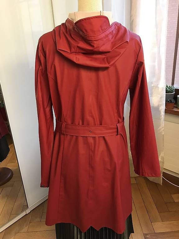 Jacken: Regenjacke von RAINS – Gebraucht aus Basel von jan_k9cz 1