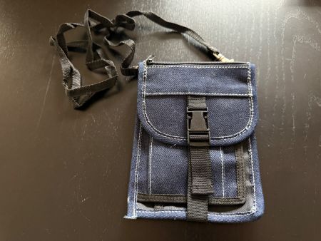 Jeans Umhängetasche / Brustbeutel mit vielen Fächern