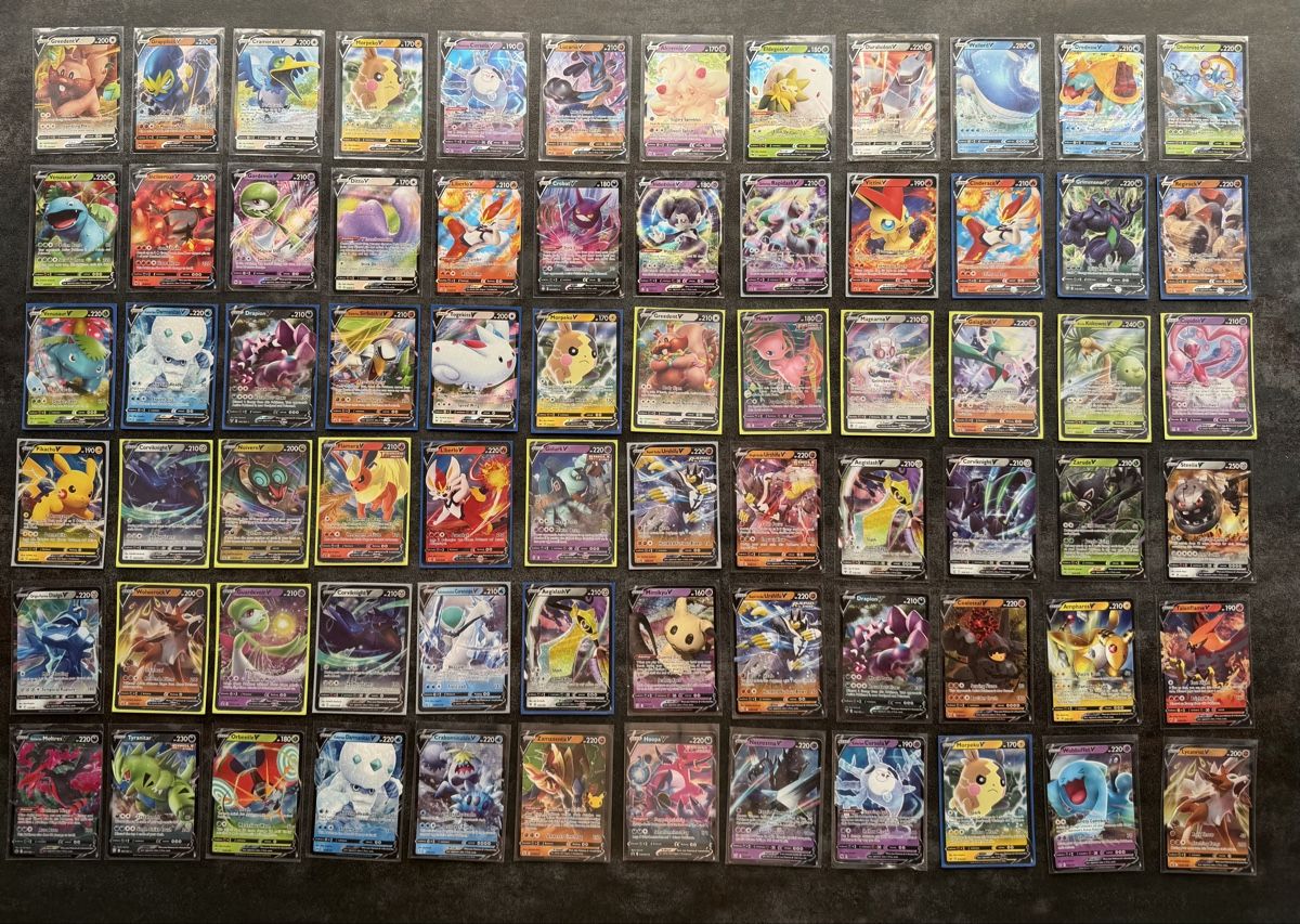 Pokémon Sammelbilder & Trading cards: 72 x Pokémon V Karten – Gebraucht aus Kaiseraugst von 420n