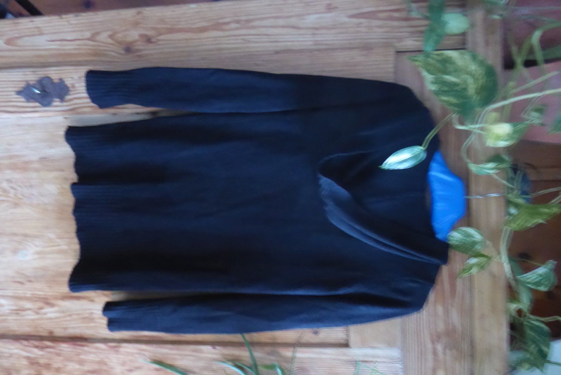 Pullover & Sweatshirts: Leichter Kaputzen Pullover SUPER STAR Gr S Chicoree – Gebraucht aus Sargans von Benziner 3