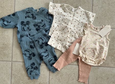 Lot de vêtements pour bébé 3–6–9 mois.Neufs et comme neuf