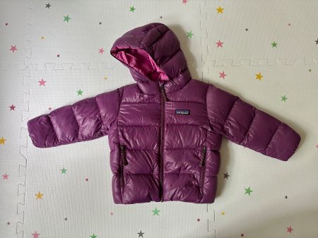 Great condition Patagonia Kids puffer down jacket size 2T