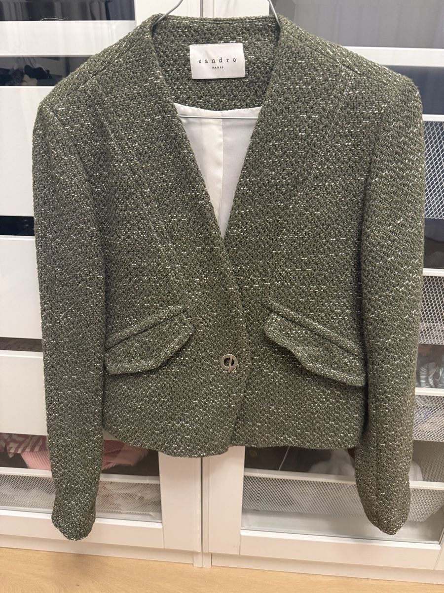 Sandro Giacche: Sandro Paris Tweed Jacke, Gr. 36, Khaki – Nuovo (secondo la descrizione) da Uitikon Waldegg venduto da SIMI086 1