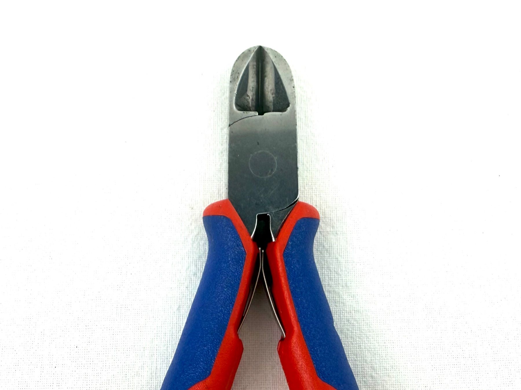 Knipex Tutti gli attrezzi: Knipex 77 02 130 Seitenschneider – Usato da Lauwil venduto da fab_dnf5 7