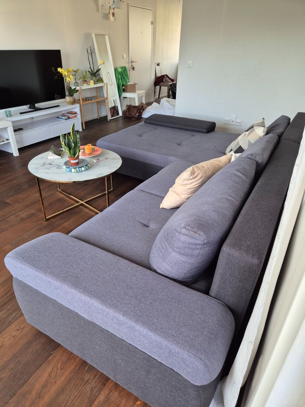 Divani: Ecksofa grau mit Schlaffunktion – Usato da Hombrechtikon venduto da nie_hk8r 1