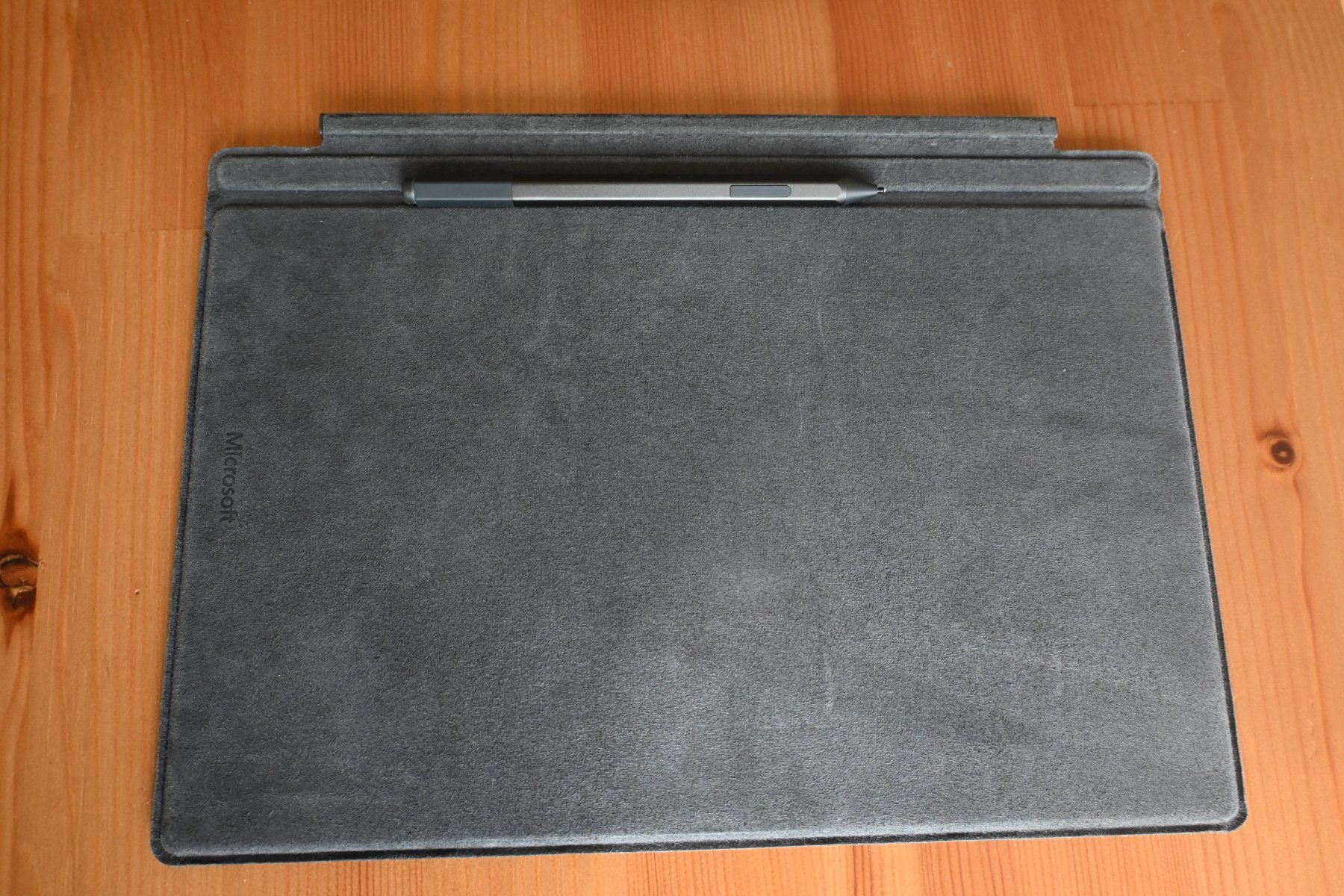 Microsoft Tastiere: MS Keyboard, Pen & Charging Cable | Microsoft Surface Pro – Usato da Wollerau venduto da Karamalzii 2