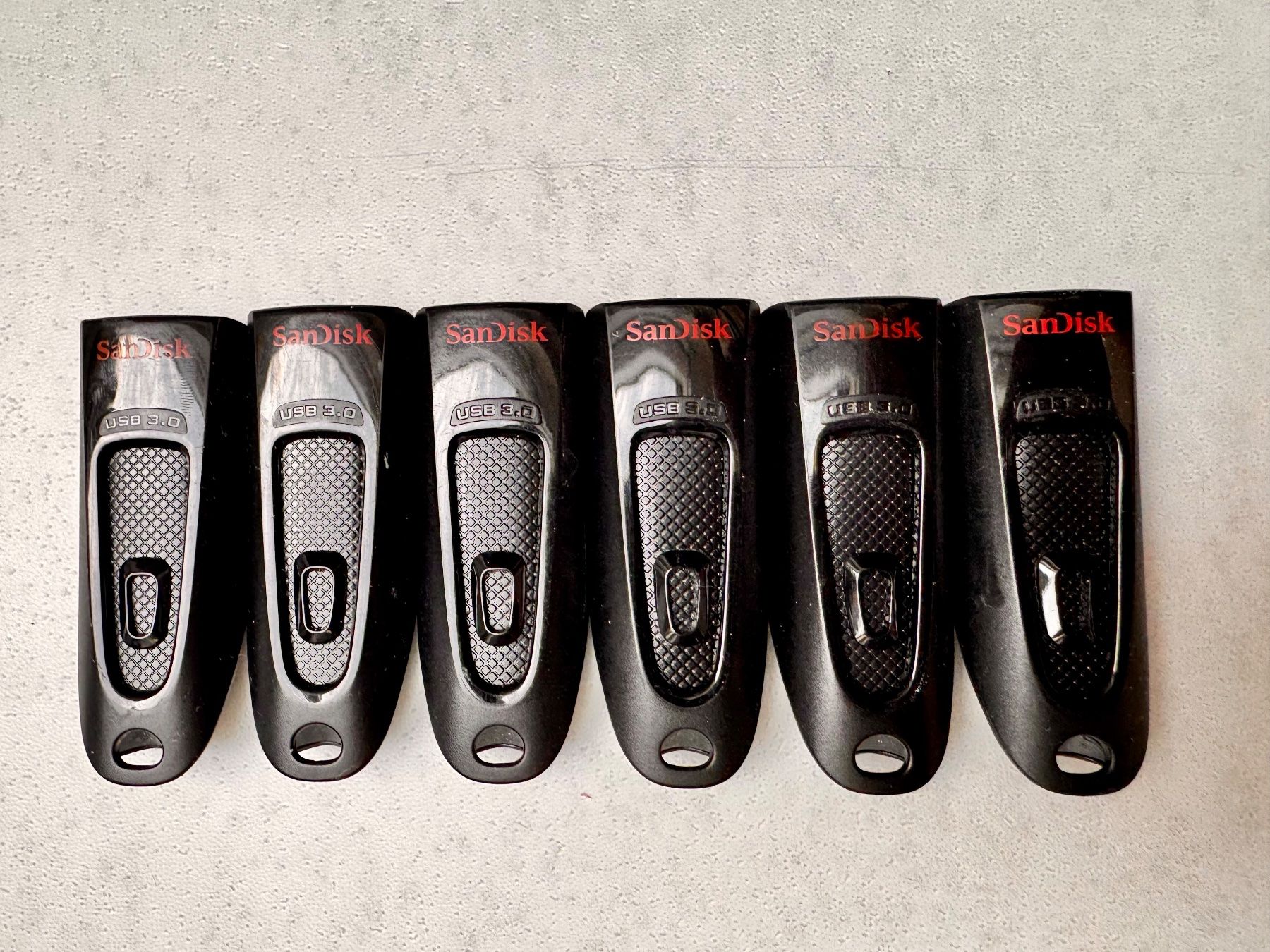 Sandisk Chiavette USB: 6x SanDisk USB 3.0 Sticks 32 GB – Usato da Hermetschwil-Staffeln venduto da Mobile2013 2