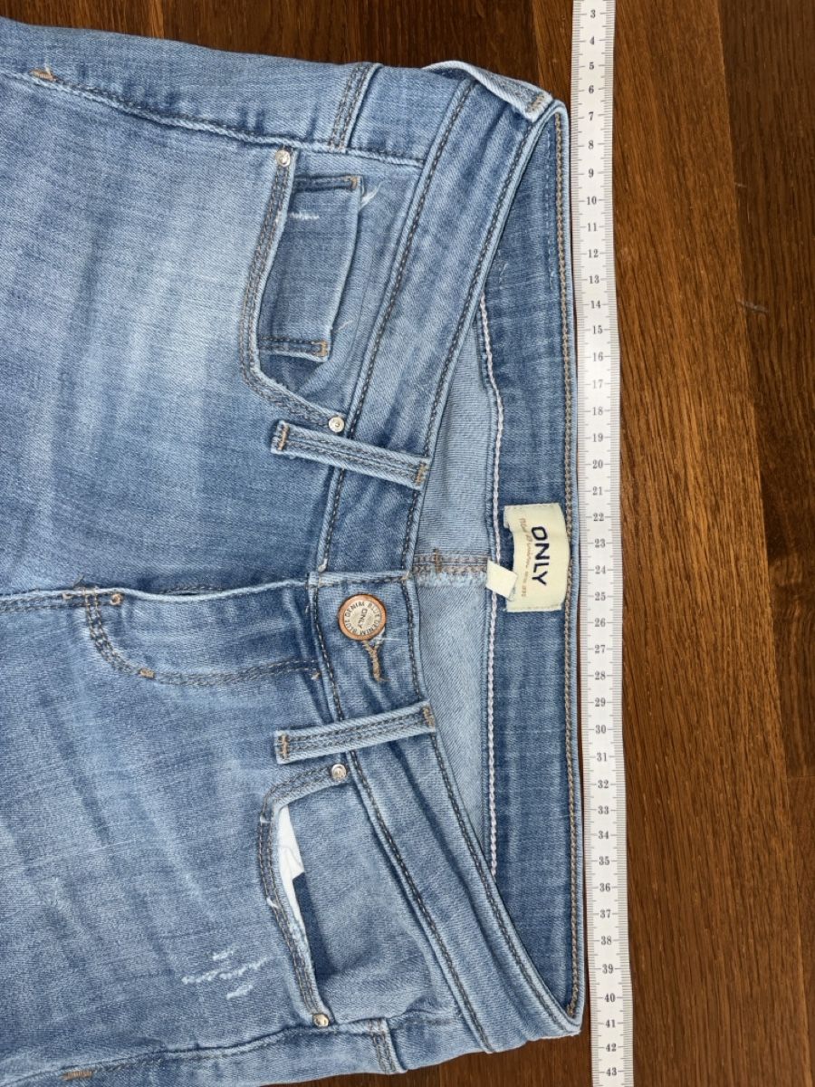 Only Jeans: Only Jeans, hellblau, Grösse 29/34, Top Zustand! – Usato da Dübendorf venduto da lus_9275 1