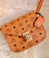 MCM Umhängetasche / Crossbody Tasche, neuwertig