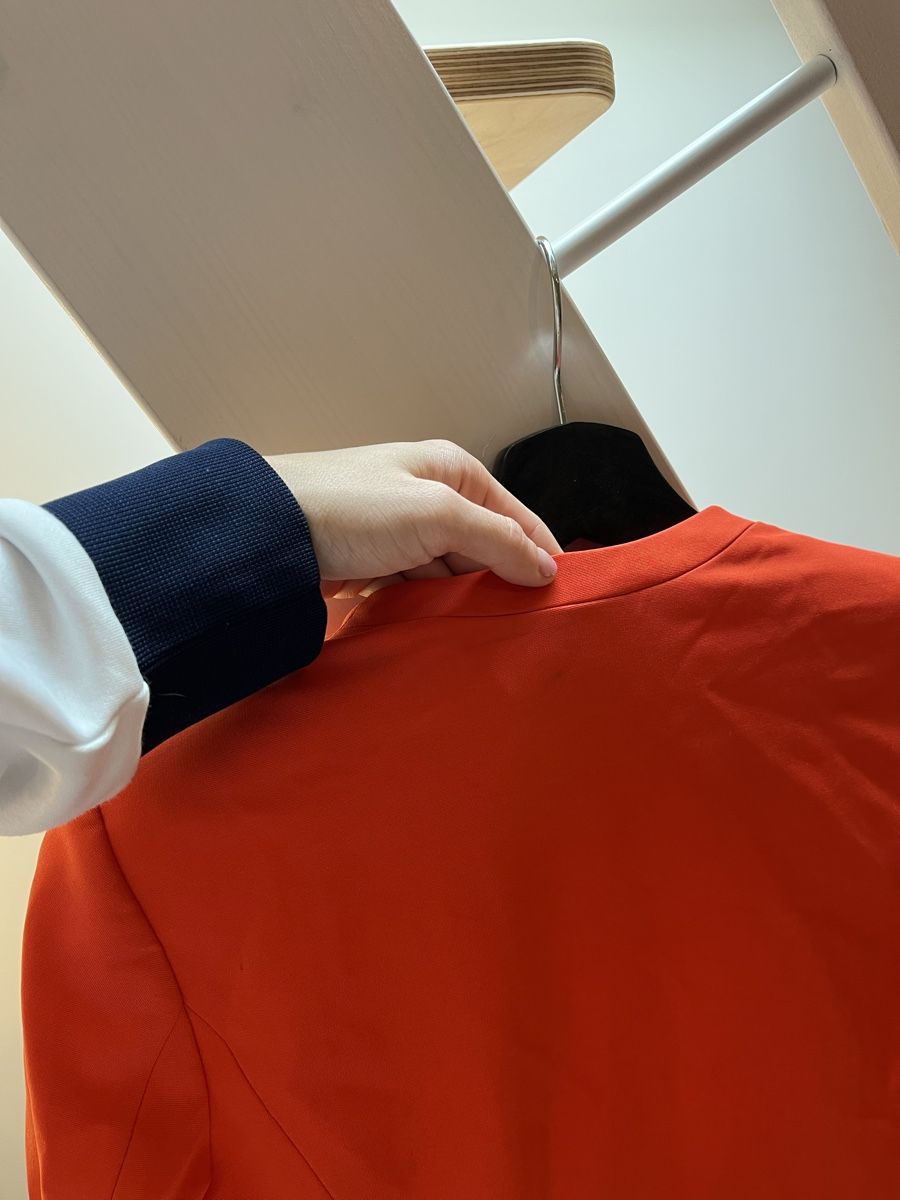 Pinko Giacche: Pinko Orange Blazer, Size 40 – Nuovo (secondo la descrizione) da Zürich venduto da Isabella123 3