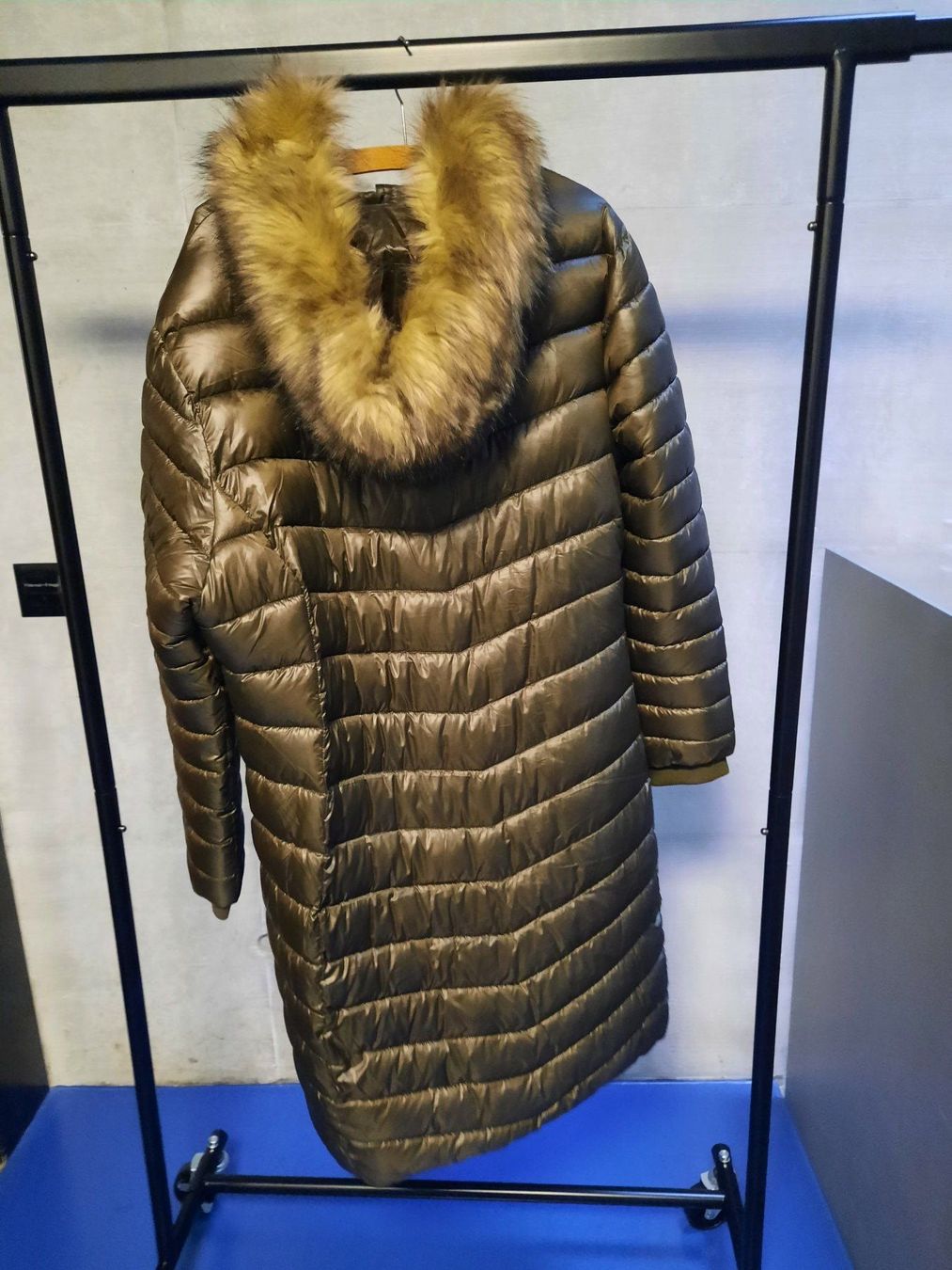 Mäntel: Wintermantel – Neu (gemäss Beschreibung) aus Zürich von pia_p95m 1