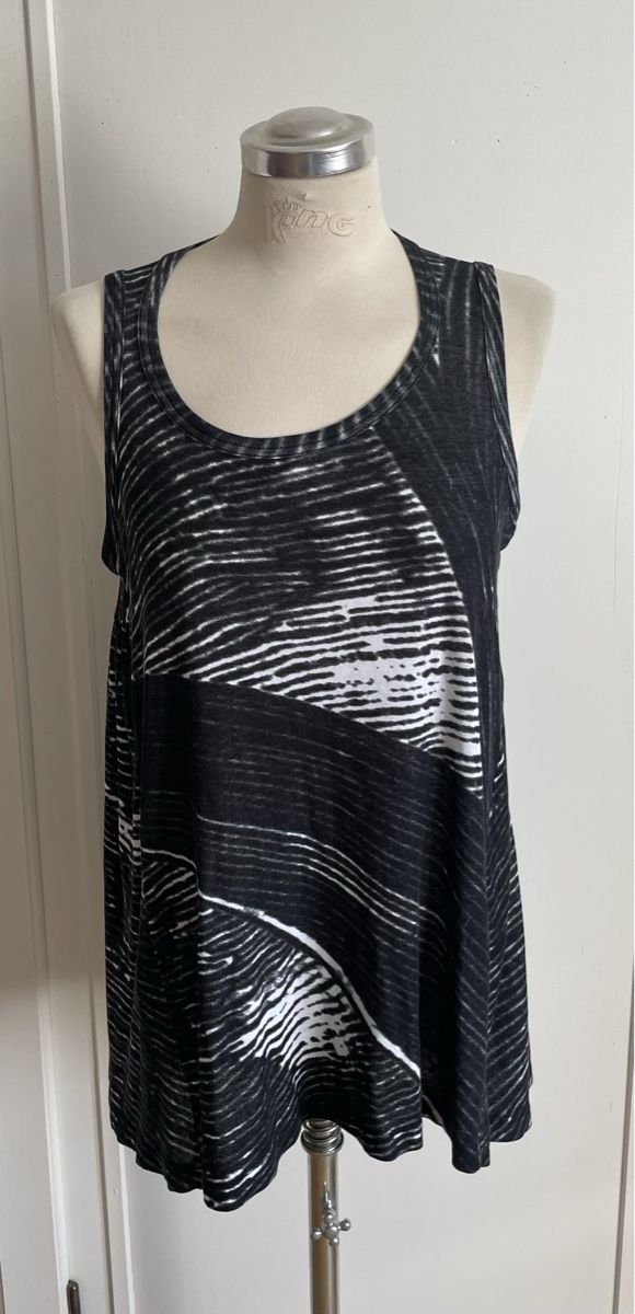 Rundholz T-shirt: Rundholz Shirt M/L – Usato da Schaffhausen venduto da marakesch41