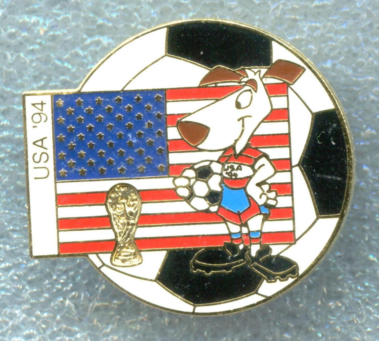 Fifa Plaketten & Abzeichen: FIFA  USA WM '94  Maskottchen  – Gebraucht aus Winterthur von Sammleroase