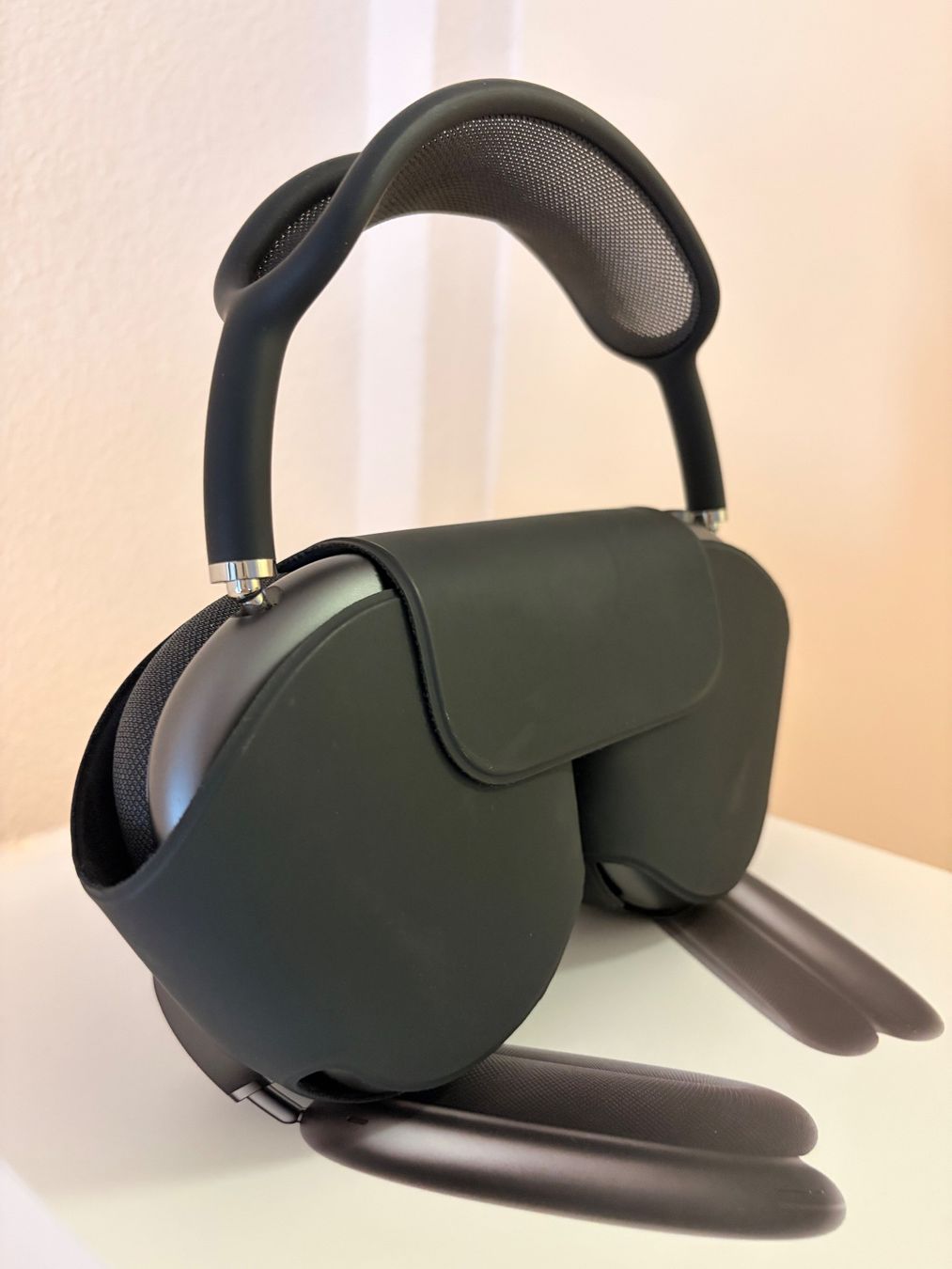 Apple Cuffie: Apple AirPods Max Kopfhörer Space Grau mit Smart Case – Usato da Olten venduto da emin93 2