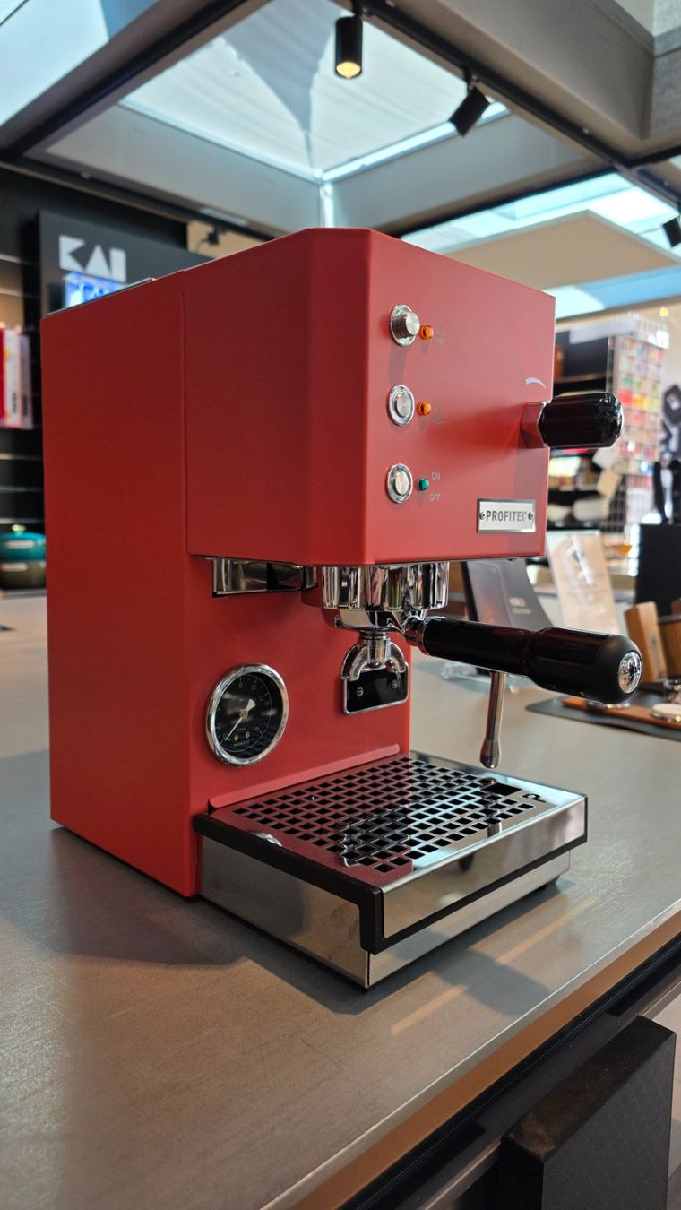 Profitec Kaffeemaschinen & Espressomaschinen: Profitec PRO 100 GO rot – Neu (gemäss Beschreibung) aus Solothurn von Chuchilade 1