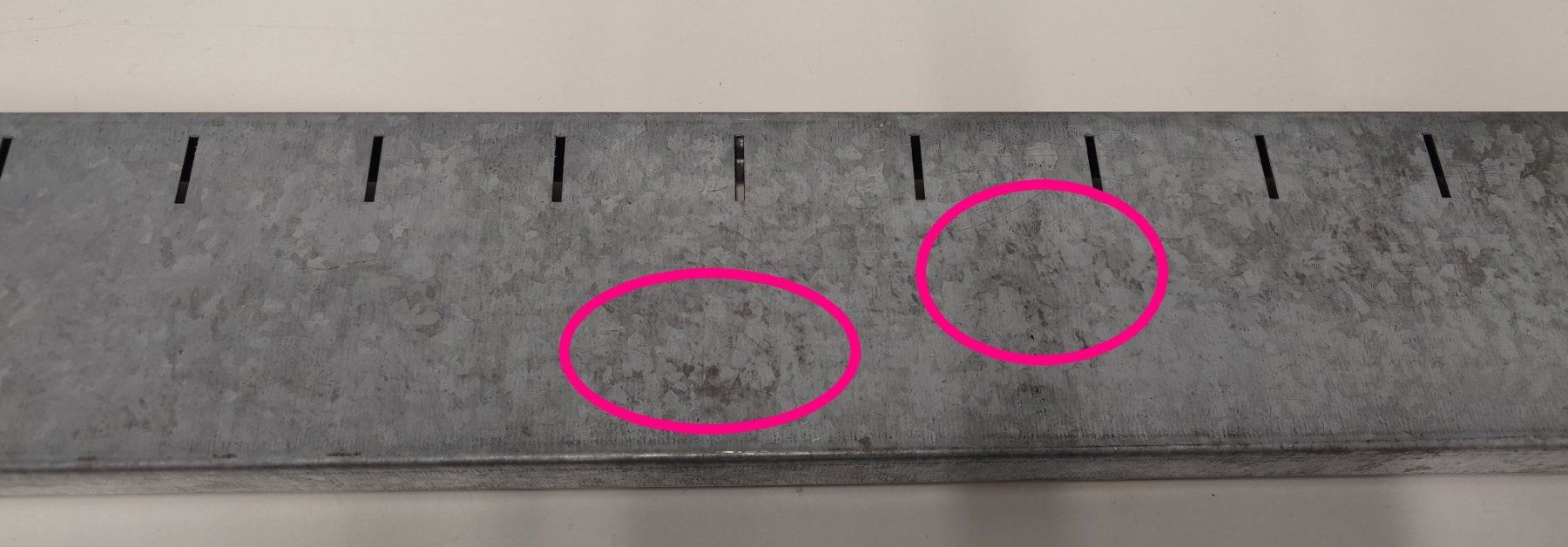 Errex Scaffali: ERREX Metalltablar / Tablar / geschlitzt / 100 x 10 cm – Usato da Ostermundigen venduto da Chrisascht 8