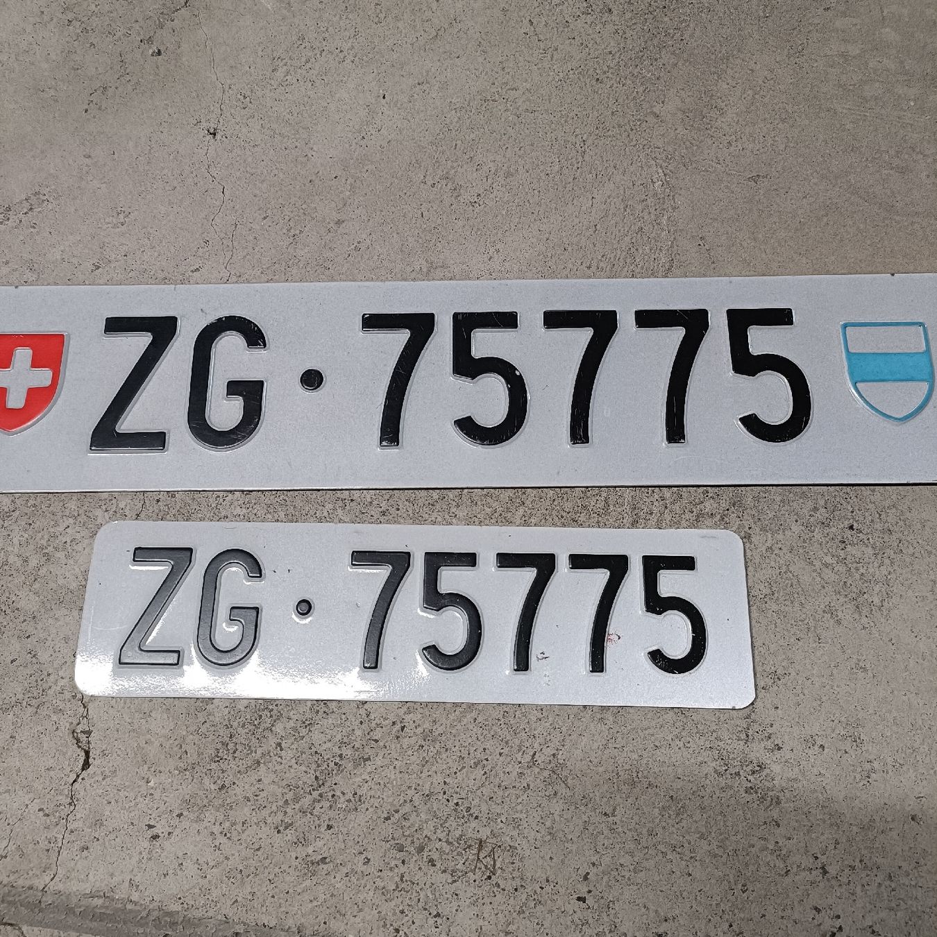 Insegne: Zuger Kennzeichen ZG 75775  – Usato da Neuheim venduto da mahoni02 1