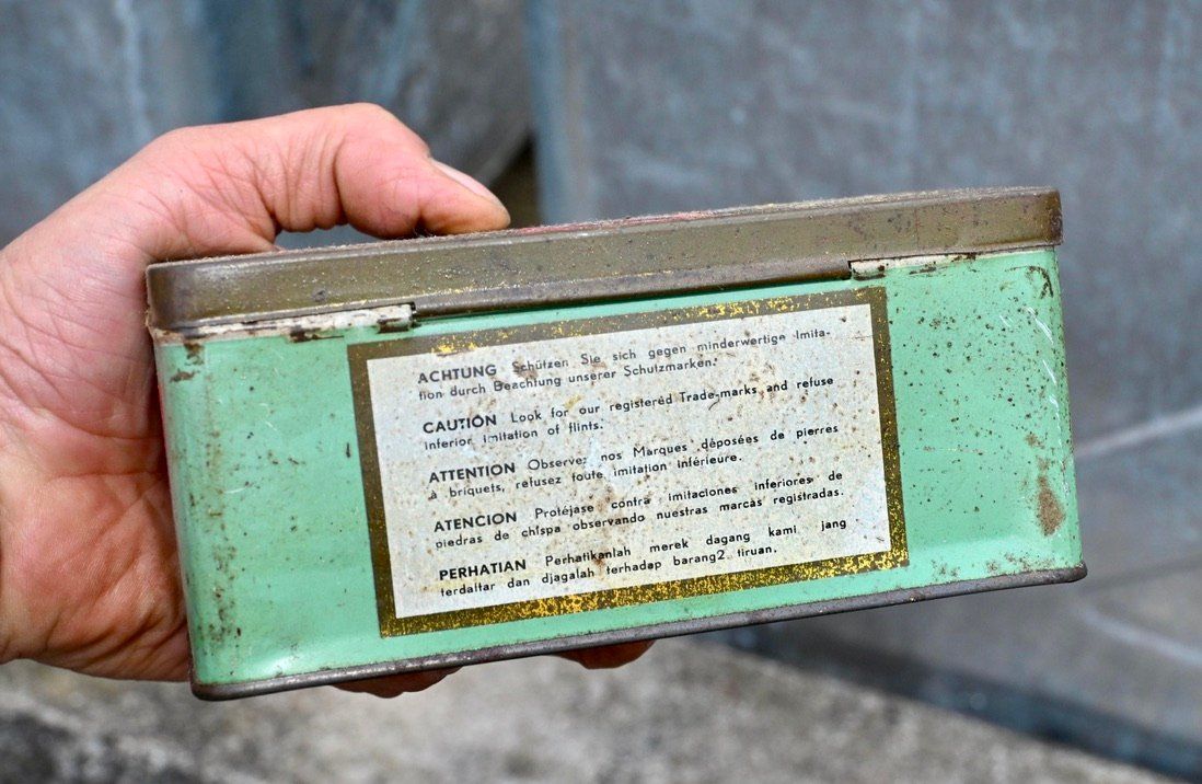 Dosen: alte Blechdose Original Auermetall -  Feuersteine Austria – Gebraucht aus Pfaffhausen von mono_rec 5