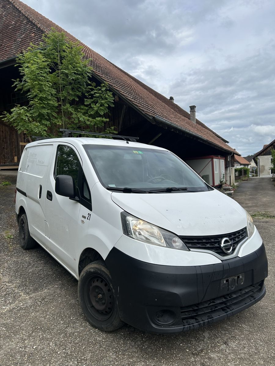 Nissan Autos: Nissan NV200 1.5 Diesel  – D'occasion à Bassecourt par salvo190