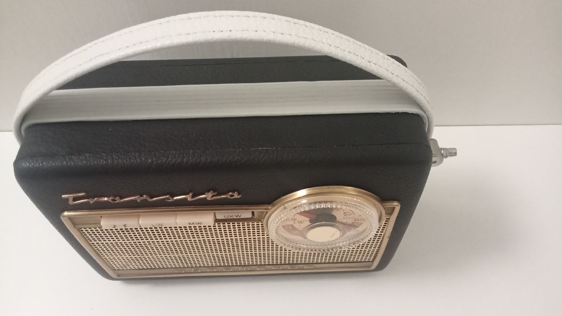 Radio: Nordmende Transita – Usato da Gwatt (Thun) venduto da Oldidoc 1
