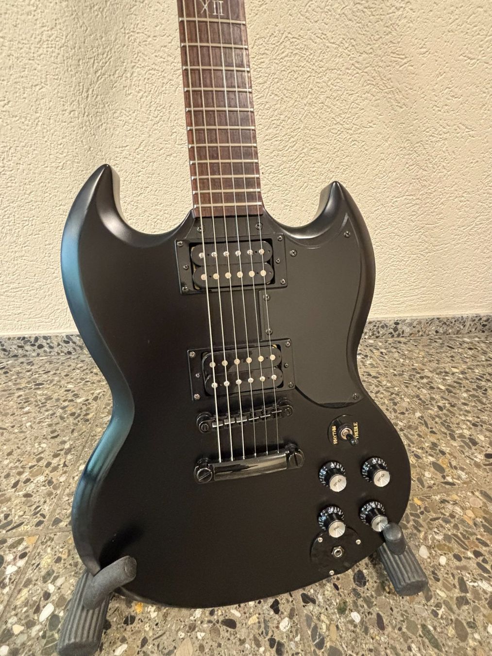 Epiphone Strumenti musicali: Epiphone SG G400 GOTHIC – Usato da Balsthal venduto da Diver8 1