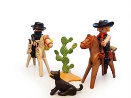 Playmobil, Western   (B)