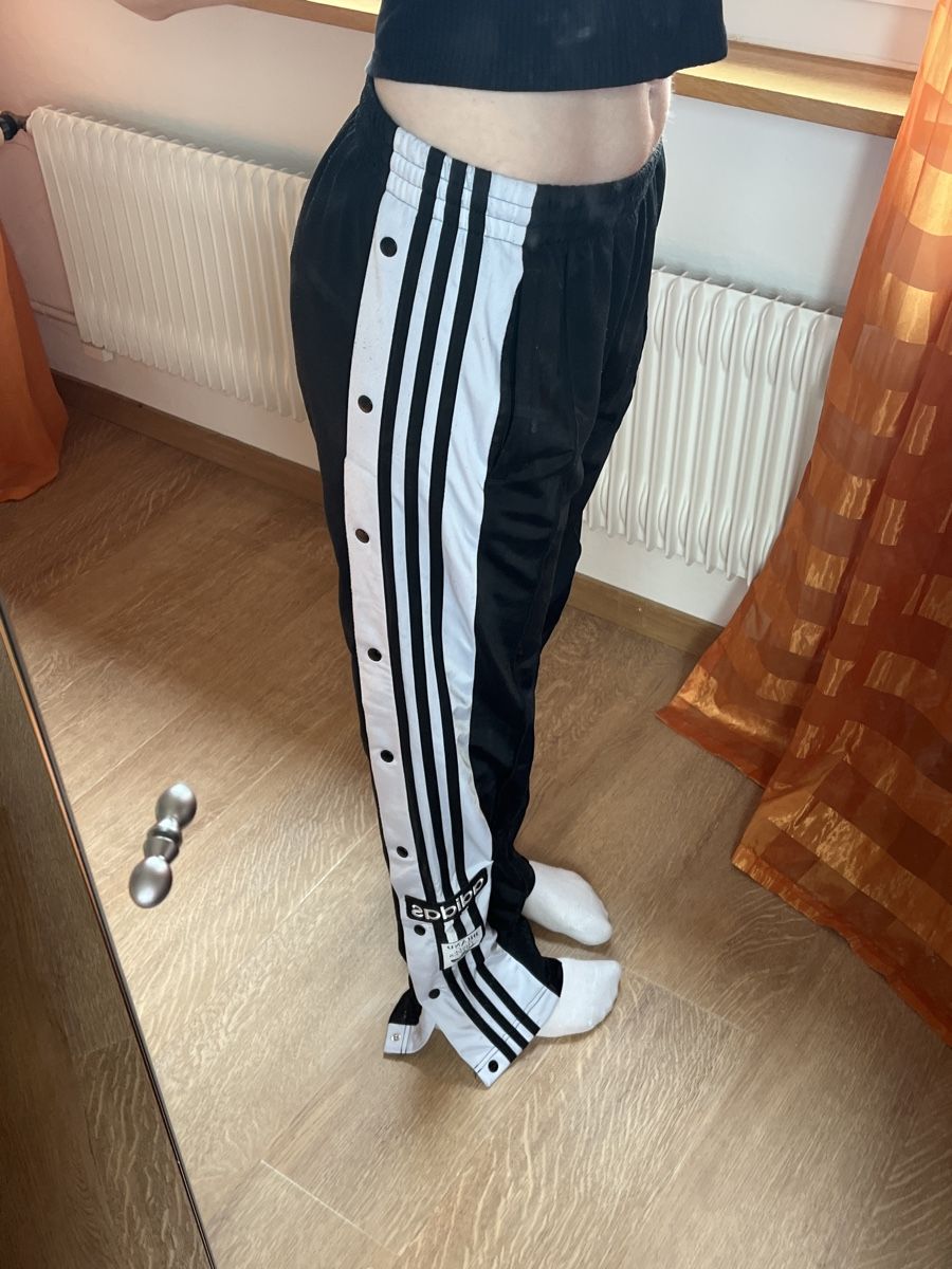 Adidas Hosen: Adiddas Hose – Neu (gemäss Beschreibung) aus Zollikofen von yar_s59v 1