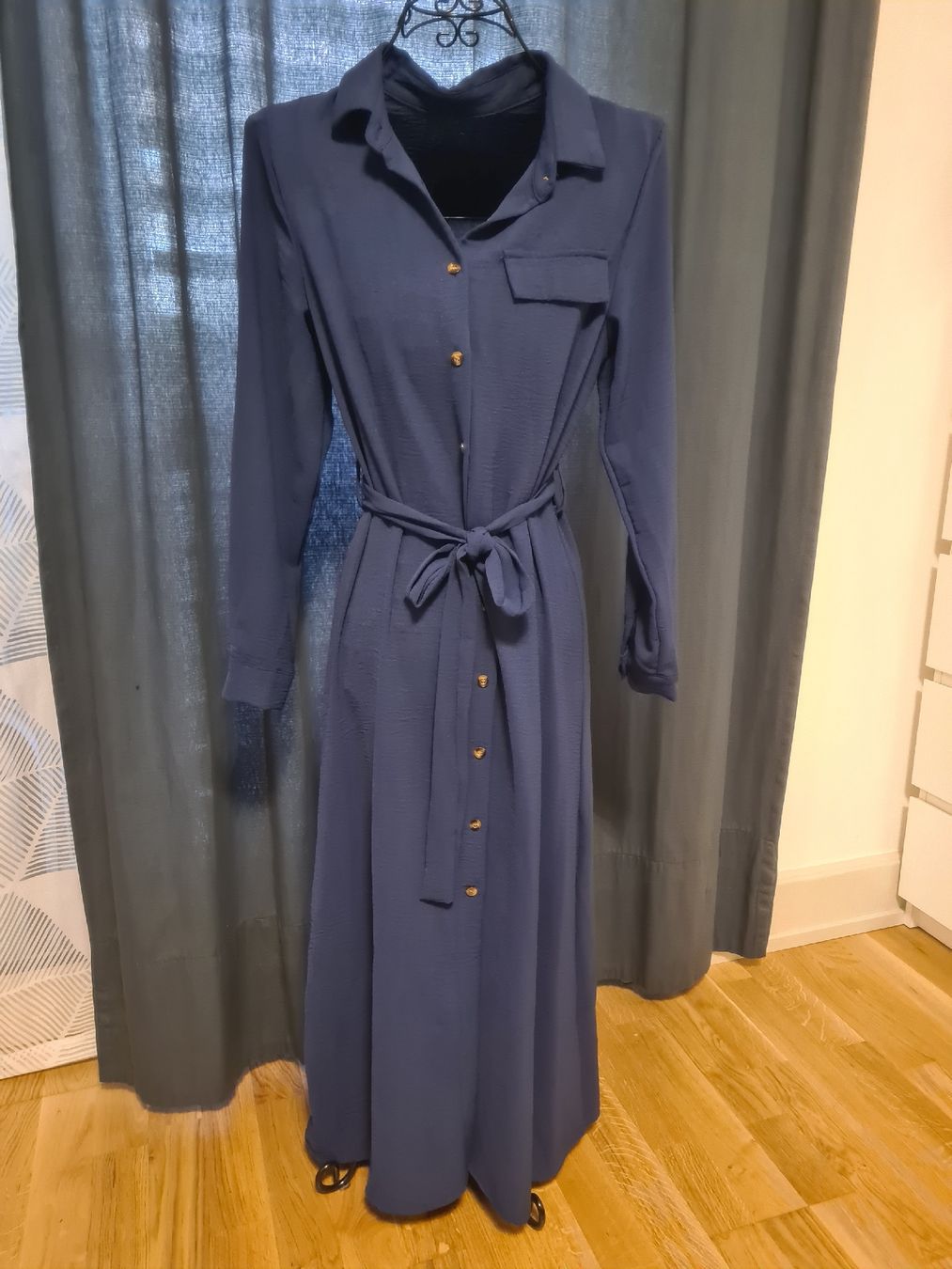 Vestiti: länge kleid gr M – Nuovo (secondo la descrizione) da zürich venduto da janjaz