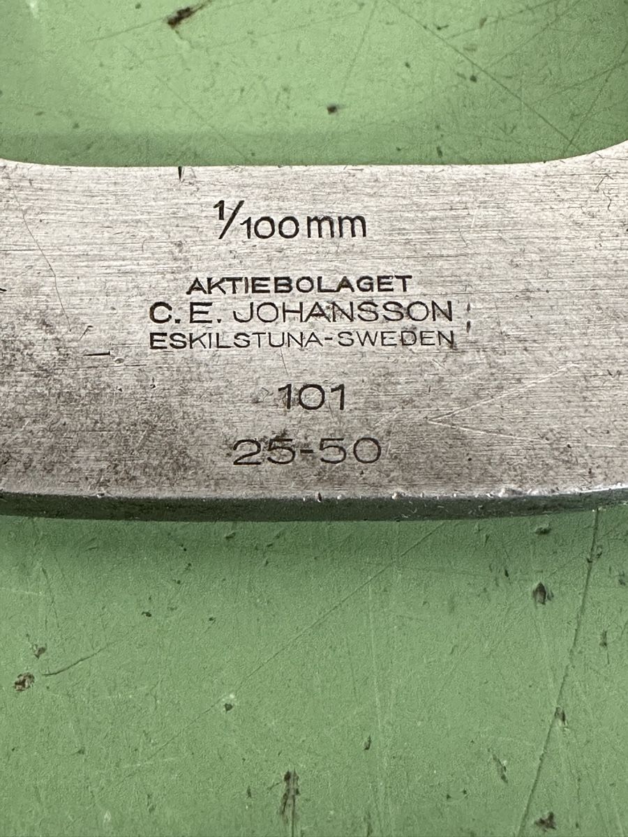 Misurare: Mikrometer 25-50 mm – Usato da Aarberg venduto da SNMachines 1