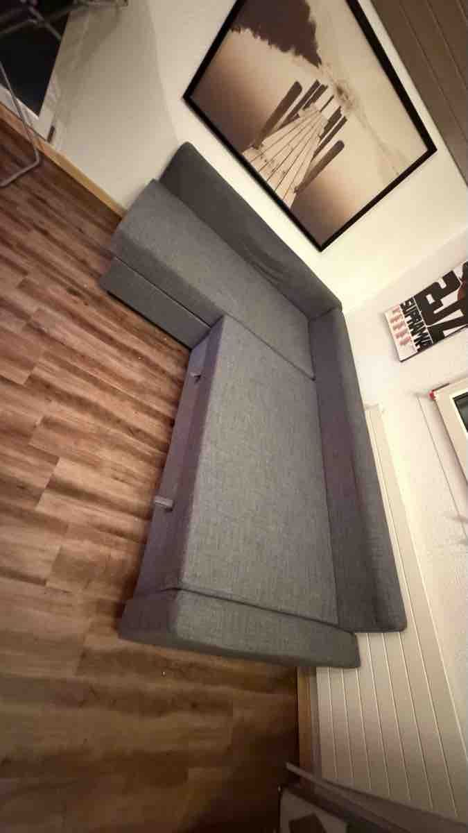 Ikea Sofas: Bettsofa in Grau mit Schlaffunktion – D'occasion à Schmidrüti par Prismagepard69 1