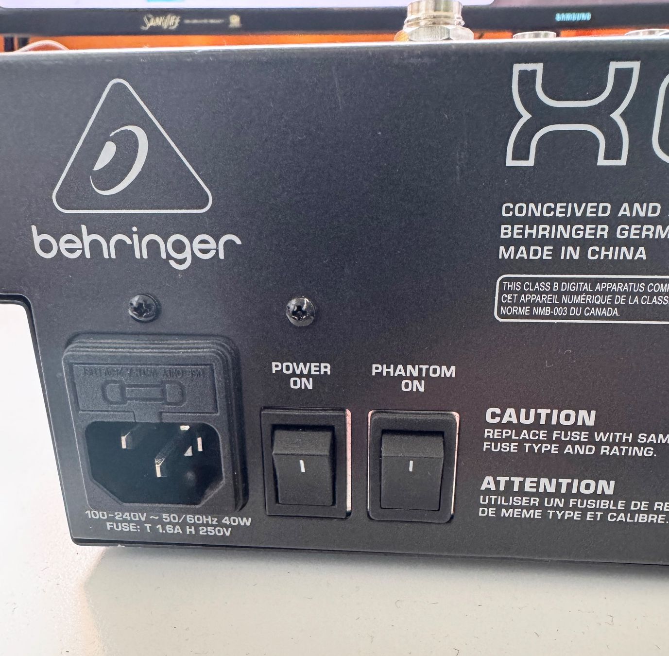 Behringer Console di mixaggio: Table de mixage 22 canaux Behringer Xenyx X1222USB – Usato da Biel/Bienne venduto da Philemon02 6