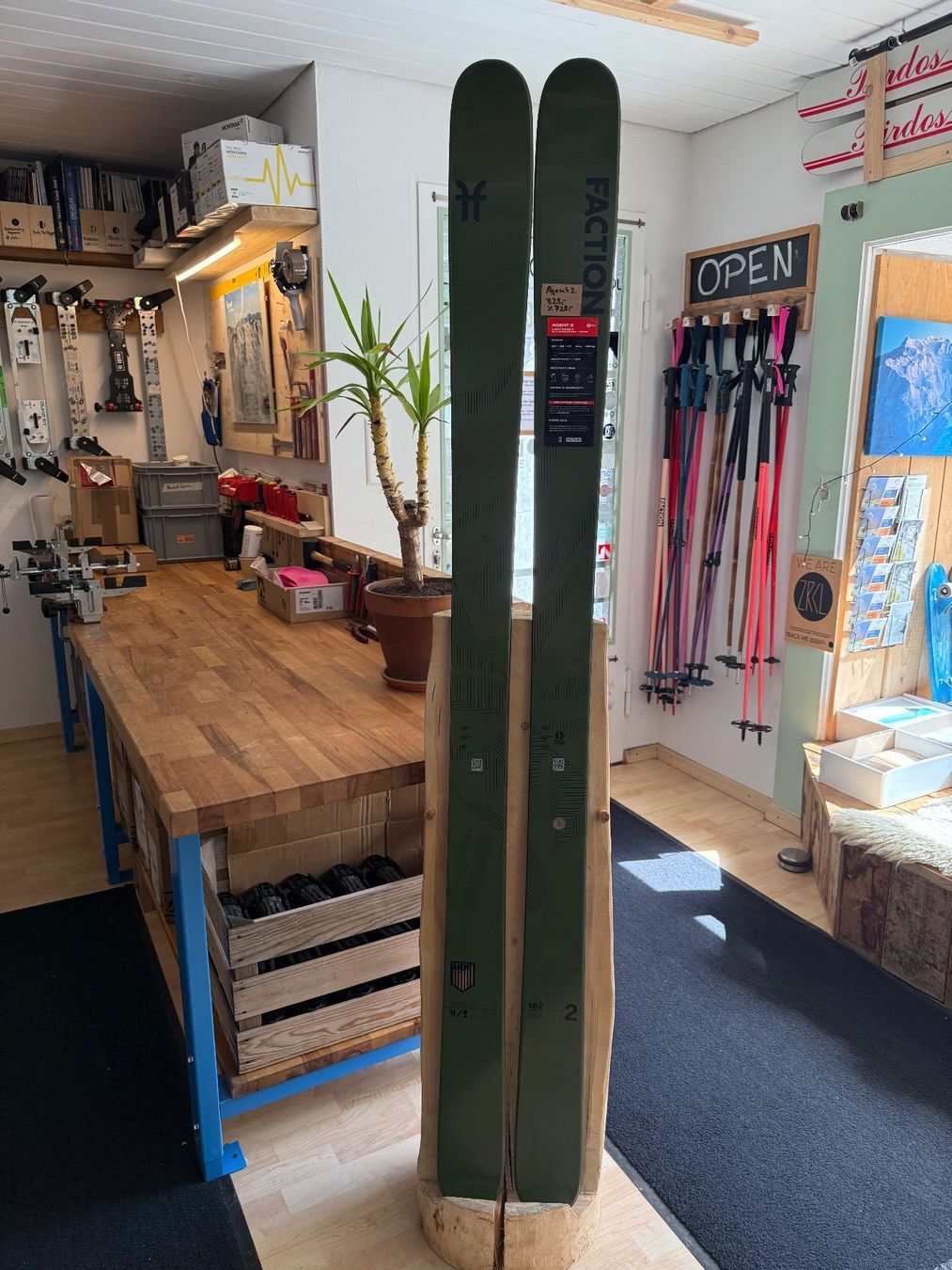 Faction Skis: Faction Agent2 182cm – Neuf avec emballage d'origine à Andermatt par Made_In_Andermatt