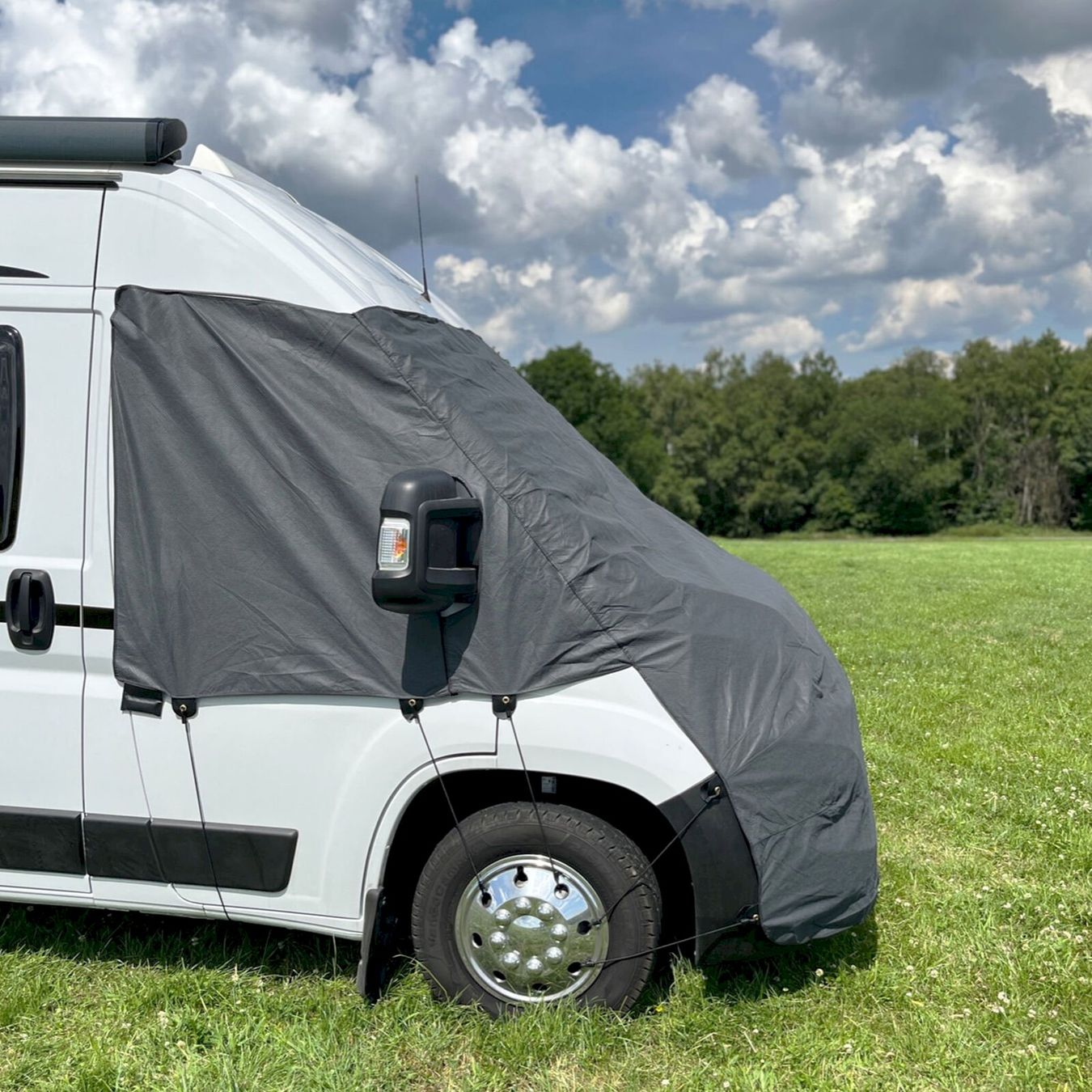 Camping Fahrzeuge: deiwo Frontschutzplane Essential – Neu und originalverpackt aus Bottighofen von zaap 1